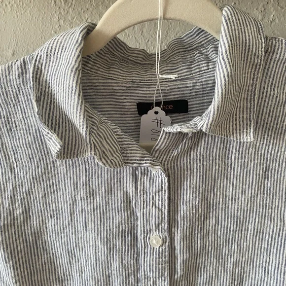Quince Blue Pinstripe 100% European Linen Buttoned Top Classic Business Spring M - Picture 2 of 10